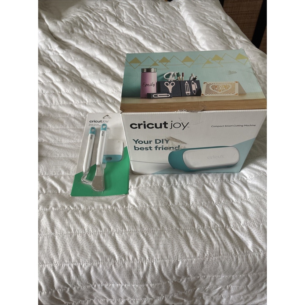 Cricut Joy Compact Smart Cutting Machine Blue DIY Vinyl Open Box 2007813 + TOOLS